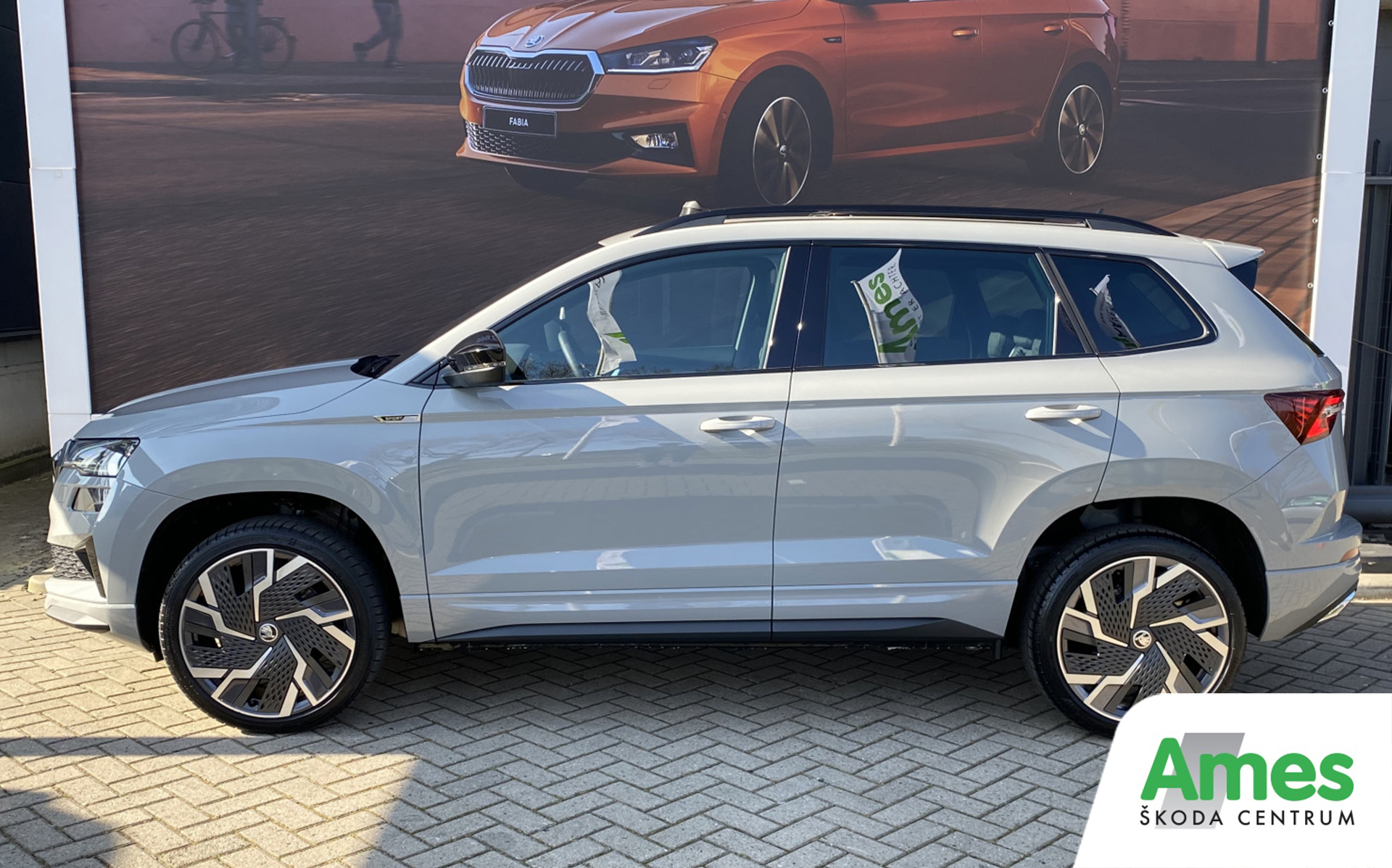 skoda karoq facelift in de showroom