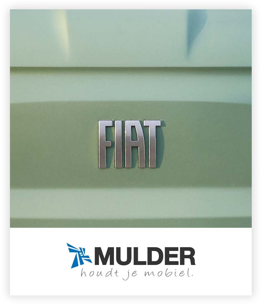 Groene Fiat grille met Mulder logo er onder